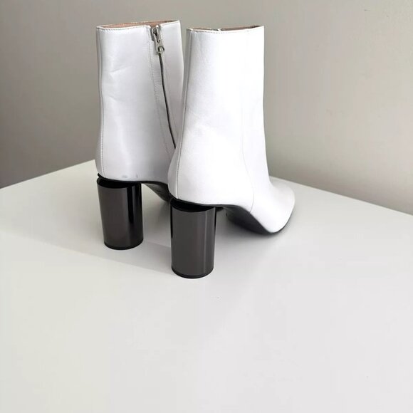 ACNE STUDIOS White Leather Cutout Heel Ankle Boots Size 38 - Picture 8 of 10